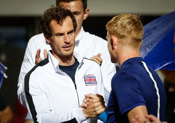 Murray cũng có mặt tại Belgrade chúng mừng người đàn em Murray cũng có mặt tại Belgrade chúng mừng người đàn em