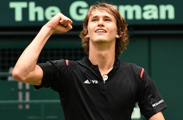 Federer bại trận trước “sao trẻ” Zverev