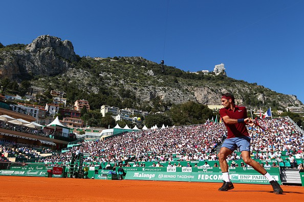 Tái xuất ấn tượng, Federer xua tan những nghi ngờ