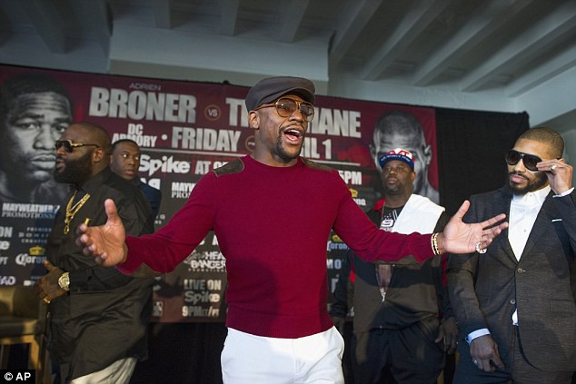 Floyd Mayweather bất ngờ “tái xuất giang hồ”