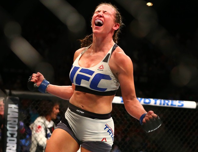 Hạ Holly Holm bằng đòn khoá, Miesha Tate giành đai hạng gà