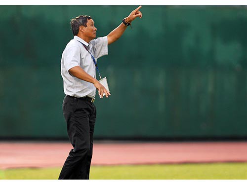 HLV Mai Đức Chung: “VFF phải mời tôi mới làm”