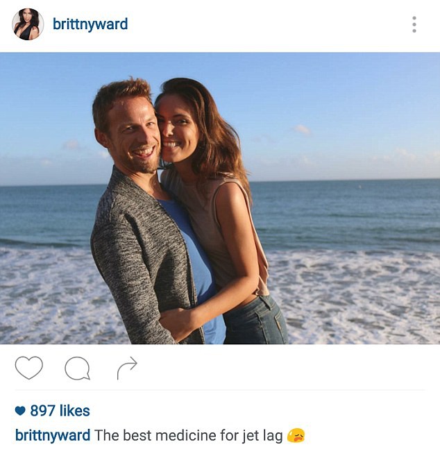 Jenson Button mơ “giải hạn” với mỹ nhân