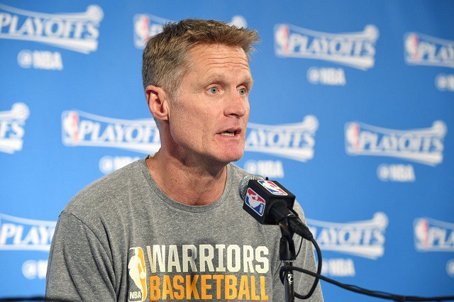 Steve Kerr bắt đầu dẫn dắt Warriors từ th&aacute;ng 5/2014