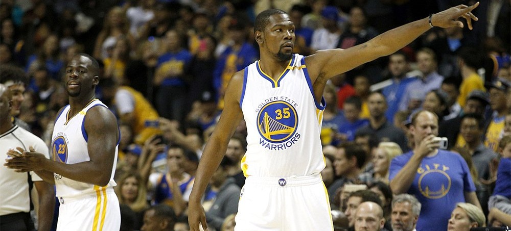 Kevin Durant thuê thêm vệ sĩ trong lần trở lại Oklahoma