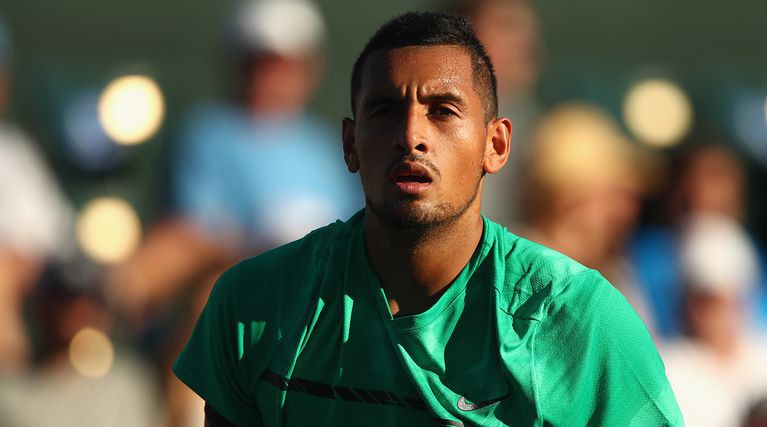 Kyrgios ngộ độc thực phẩm, Federer bất chiến tự nhiên thành