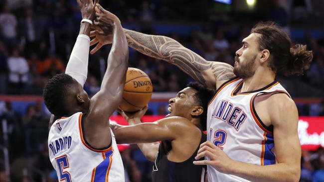 Adams (phải) và Oladipo sẽ là những công thần trong tương lai của Oklahoma City Thunder Adams (phải) và Oladipo sẽ là những công thần trong tương lai của Oklahoma City Thunder