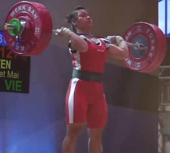 Phần thi ở hạng c&acirc;n 63kg của Tuyết Mai ở giải trẻ ch&acirc;u &Aacute; 2014