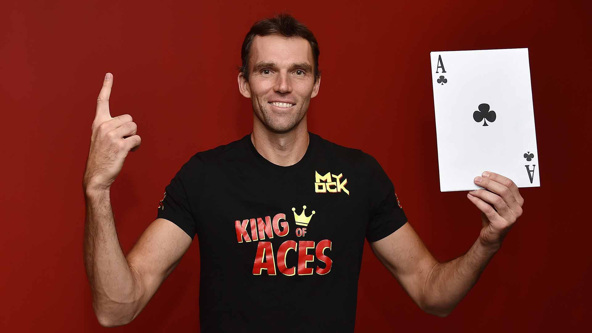"Máy ghi điểm ace" Ivo Karlovic: 37 năm vẫn chạy tốt