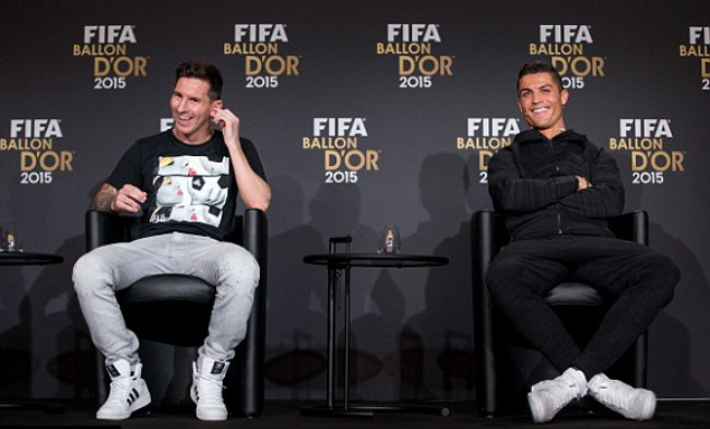 Messi và C.Ronaldo bầu cho ai ở giải Quả bóng vàng?