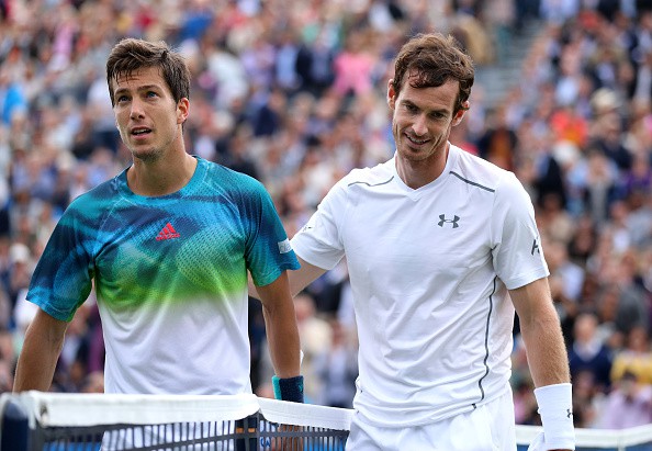 Murray giành vé vào tứ kết Aegon Championships