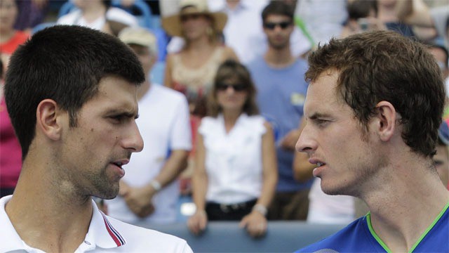 Murray phả hơi nóng vào ngôi số 1 của Djokovic