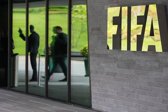 Mỹ phong tỏa tài khoản FIFA trong các ngân hàng
