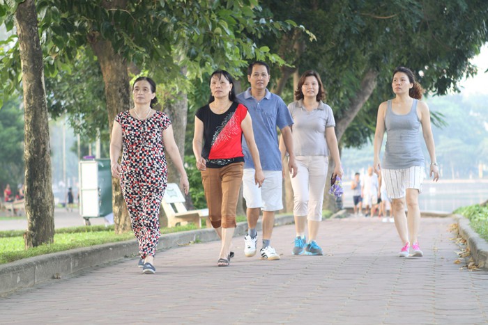 Người Việt đang đi bộ sai cách như thế nào? (Phần 1)