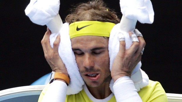 Nadal thua sốc trận mở màn Australian Open