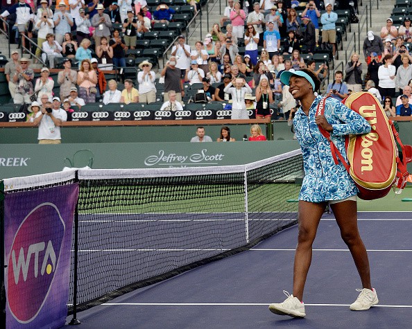 Nụ cười rạng rỡ của Venus Williams ngày trở lại Indian Wells
