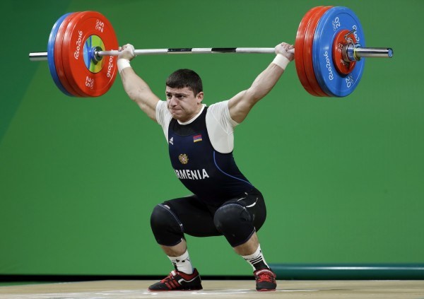 Olympic 2016: Đô cử Armenia gặp chấn thương kinh hoàng
