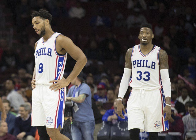 Mùa giải sớm kết thúc với Jahlil Okafor và Robert Covington Mùa giải sớm kết thúc với Jahlil Okafor và Robert Covington