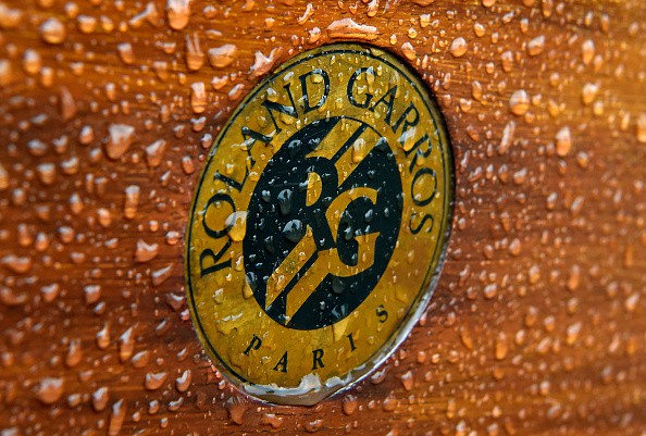 Roland Garros bị hoãn tất cả các trận đấu