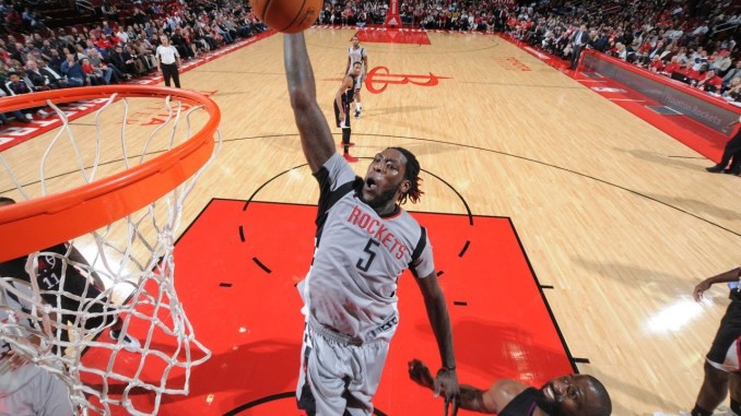 Montrezl Harrell thay thế tốt vị tr&iacute; của Clint Capela