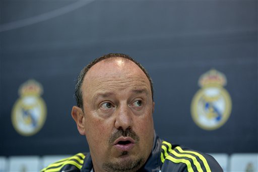 "Sao" Real nổi dậy trước El Clasico, Benitez nói gì?