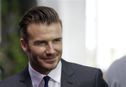 Soi "sao" hộ bạn: Beckham được vinh danh