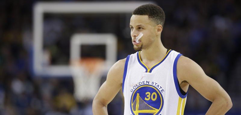 Stephen Curry vẫn ám ảnh về sai lầm ở Game 7 năm ngoái