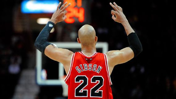Taj Gibson chia tay Chicago Bulls: "Bò rừng" mất người truyền lửa