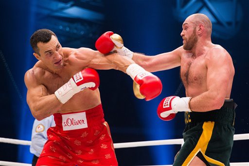 “Tiến sĩ búa thép” Klitschko hẹn ngày tái đấu Tyson Fury