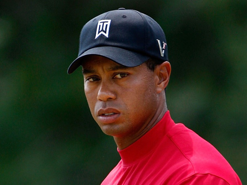 Cai nghiện sex bất thành, Tiger Woods chấn thương liên miên