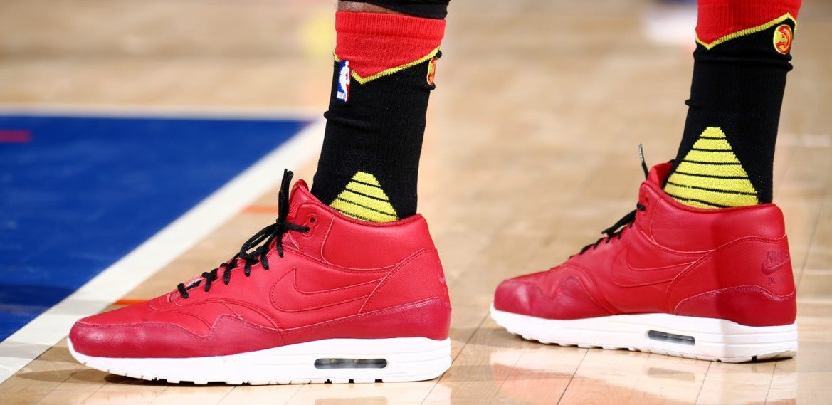 Top 5 cầu thủ với mẫu giày “ngoại lai” từng xuất hiện tại NBA