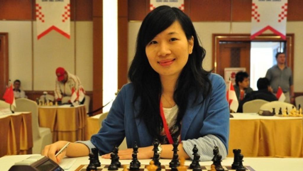 Từ chuyện kỳ thủ Thanh Trang bỏ ĐTQG: Đến "người nhà" giữ còn không nổi