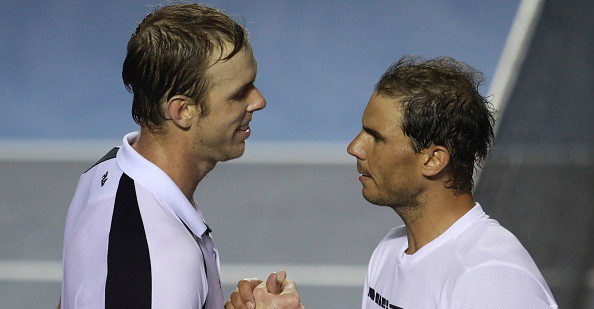 Nadal lần đầu thất bại ở chung kết Acapulco