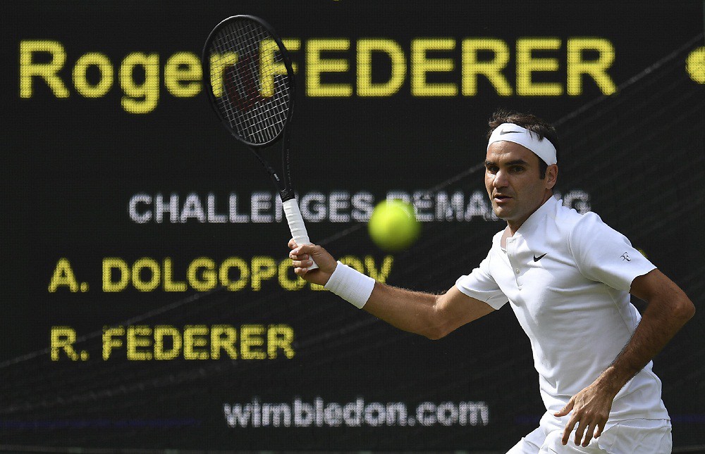 Wimbledon ngày 2: Roger Federer đi vào lịch sử giải đấu