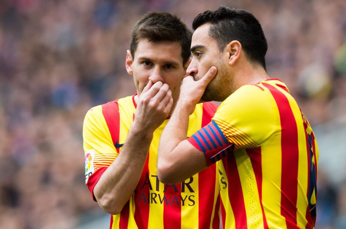 Xavi: Đứng im, Messi cũng nguy hiểm