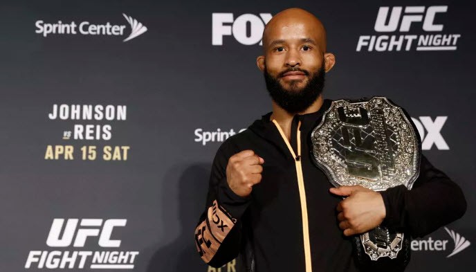White: Demetrious Johnson đã là Võ sĩ xuất sắc nhất mọi thời đại