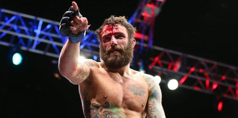 Michael Chiesa: Hết 2017, McGregor sẽ không còn là nhà vô địch