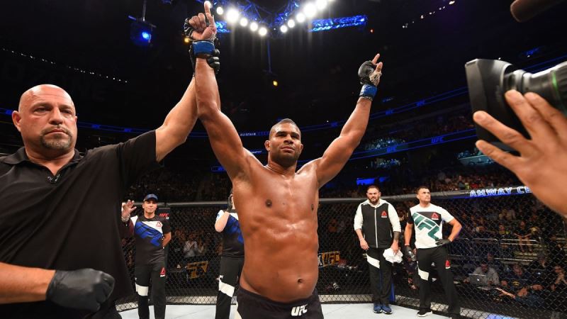 Alistair Overeem tự tin có quyền tranh đai sau khi thắng Werdum