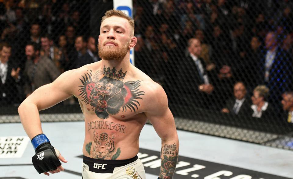 Bản tin MMA 12/1: McGregor nói gì khi bị Mayweather công kích?