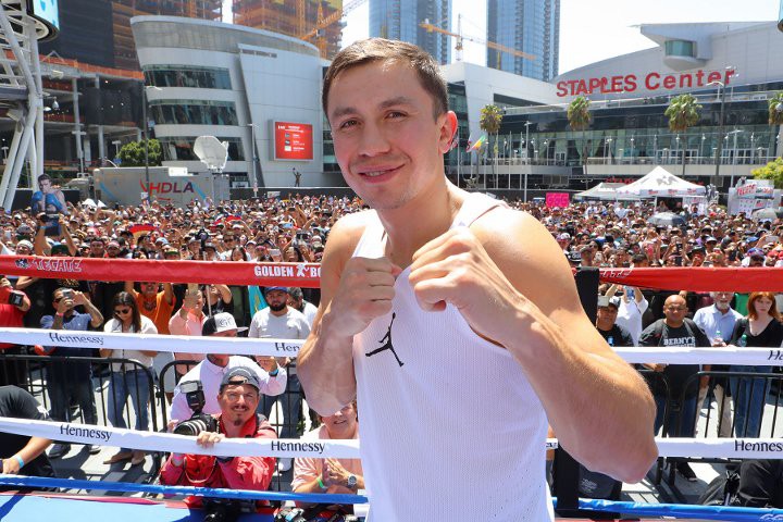 Bản tin MMA 14/10: "Golovkin quá nhỏ để lên hạng 168 pound"