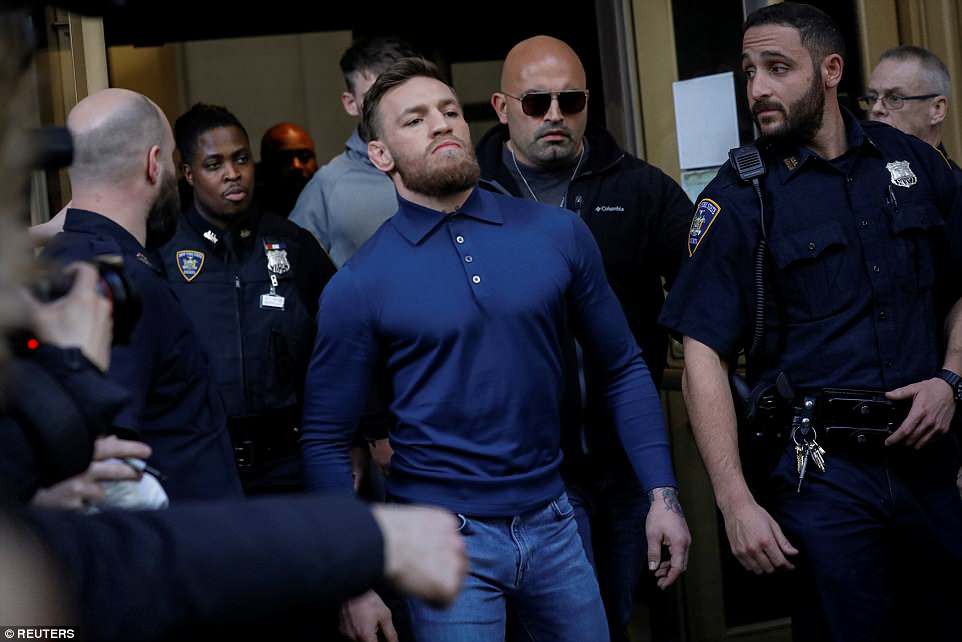 Bản tin MMA 19/4: Conor hủy hoại công sức của người đi trước?