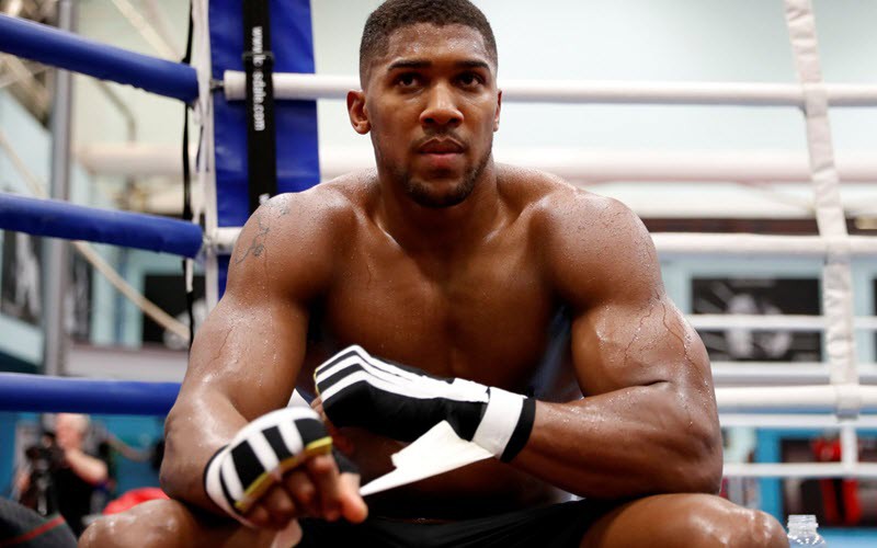 Bản tin MMA 22/3: UFC sẽ chiêu mộ Anthony Joshua với nửa tỷ đô?