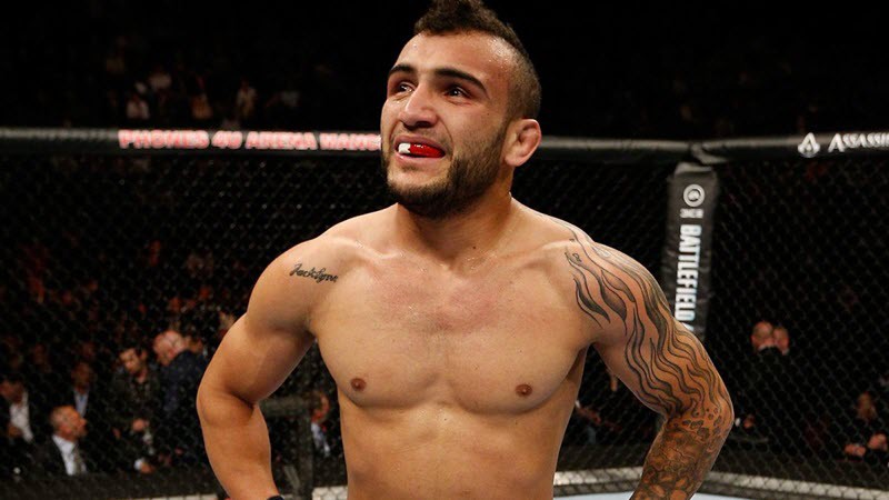 Bản tin MMA 25/12: "Bàn tay đá" John Lineker rút khỏi UFC 219
