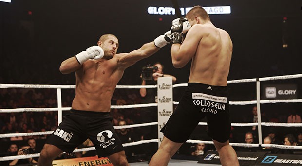 Chiêu mộ siêu sao Kickbox có cứu được hạng Light Heavyweight UFC?
