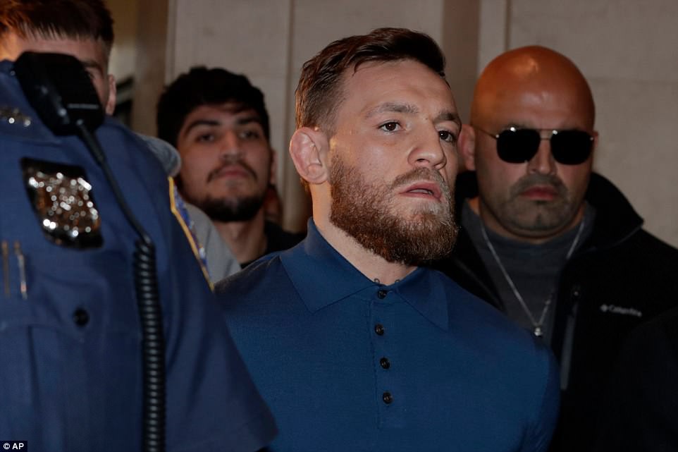 McGregor "mất điểm" nghiêm trọng sau vụ tấn công Khabib trả thù cho đàn em