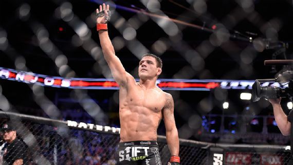 Cựu vương Rafael dos Anjos sẽ thi đấu ở hạng Welterweight