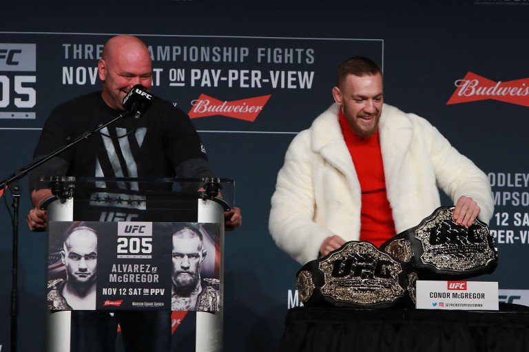 Dana White: Thời gian Conor McGregor trở lại sẽ lâu hơn dự kiến