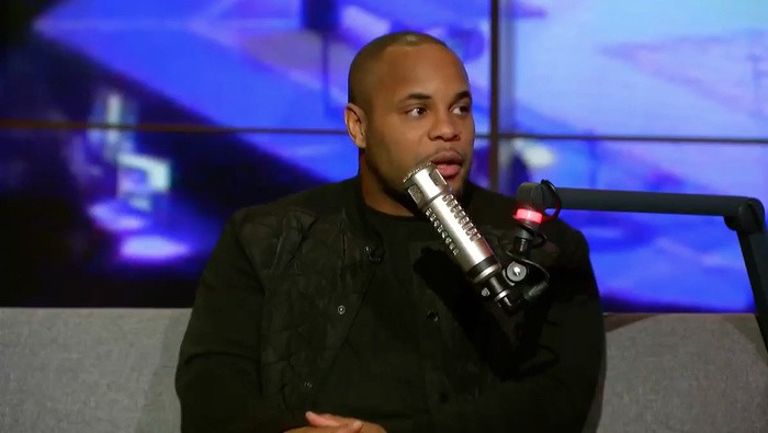 Daniel Cormier sẵn sàng đấu với Jon Jones bất chấp chất cấm
