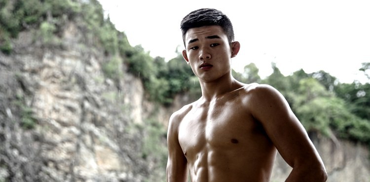 Võ sĩ trẻ nhất ONE Championship nhắm đến đai vô địch