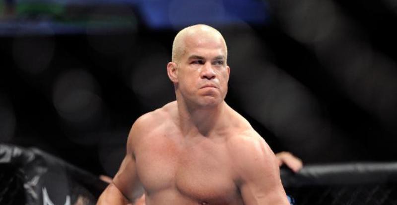 Ortiz sẽ đối đầu Emelianenko trong ngày trở lại sàn đấu?